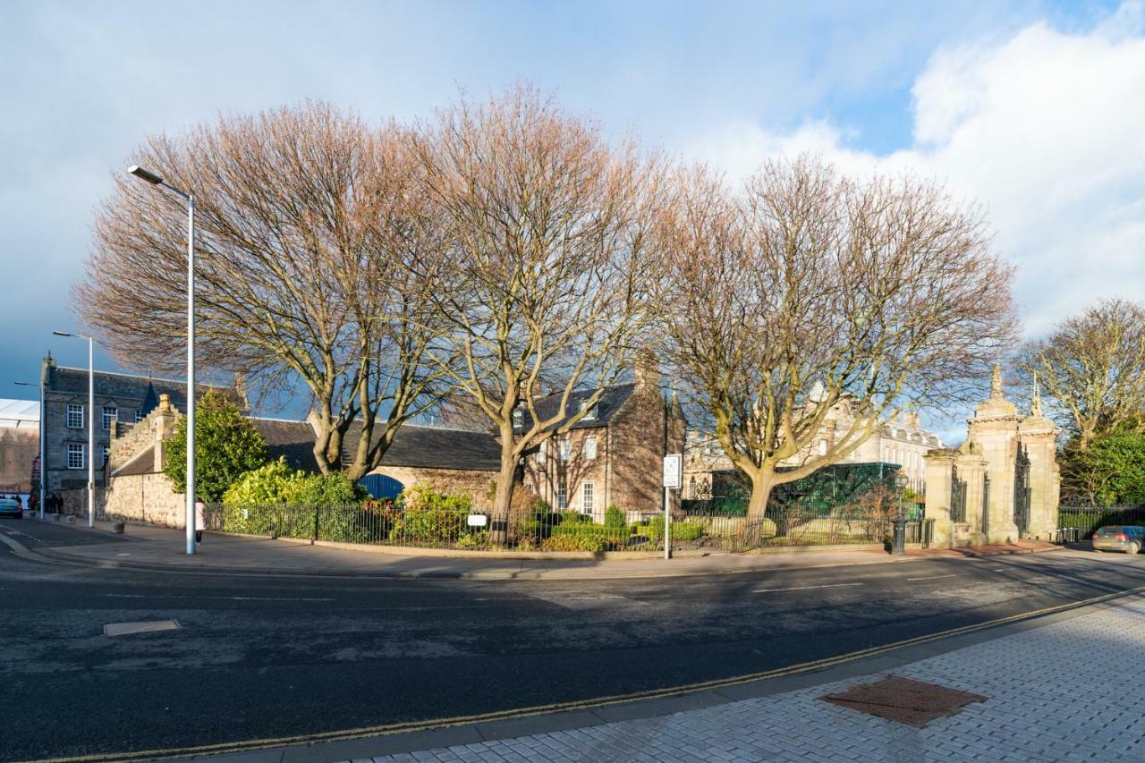 The Queens View — Photos 3